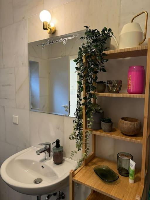 2 Raum City-Apartment 5Min Zum Hbf Grupello-2 杜塞尔多夫 外观 照片